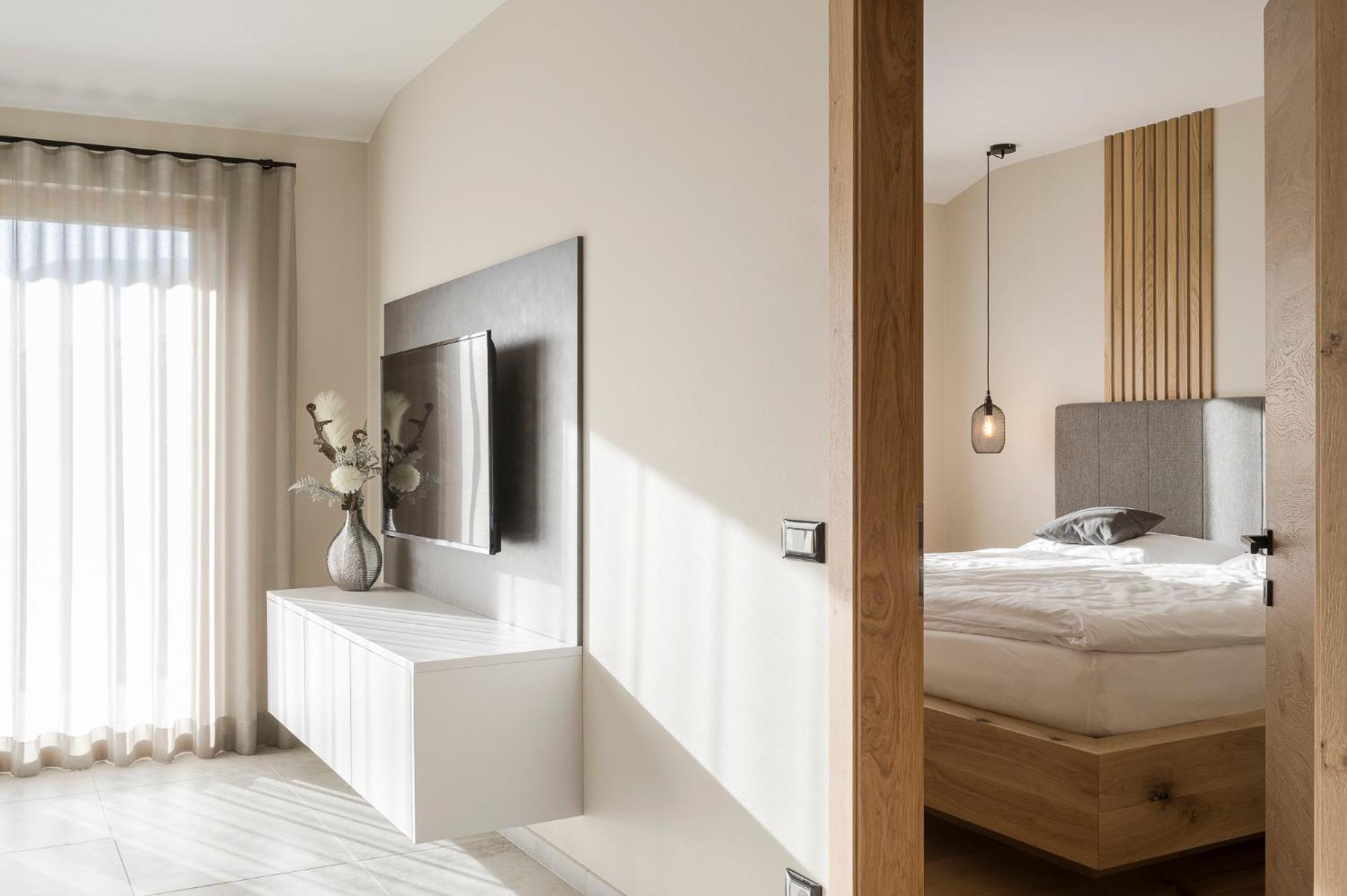 Boutique Hotel Wiesenhof - Adults Only Лана Екстериор снимка